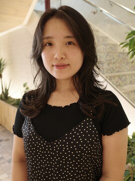 ピークアブー アヴェダ アトレ恵比寿(PEEK-A-BOO AVEDA) ミディアム／レイヤーカット／簡単スタイリング