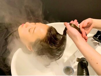 トッカ 仙台東口店(tocca)の写真/～独自の手技と極上のヘッドスキンケアを～頭皮から髪を美しくし、健やかな美を叶えます◎