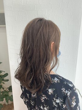 リィ ケア(Re care) 大人レイヤースタイル