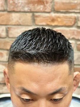 ヒロギンザバーバーショップ 丸の内店(HIRO GINZA BARBER SHOP) クルーカット×スキンフェード【東京/丸の内/バーバー】