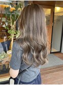 ロング×ハイライト×グレージュ