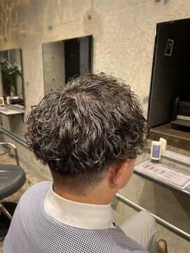 ライズ 綾瀬店(RISE) 強めにかけても落ち着いた雰囲気!波パーマ!