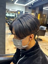 リード(REEED)&nbsp;センターパート/マッシュ/縮毛矯正