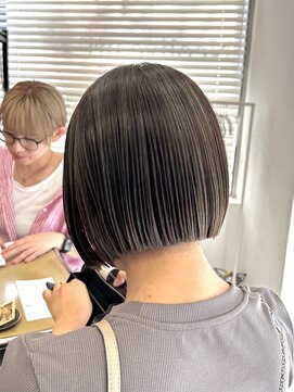 ネオリーブウリ 二子玉川店(Neolive uri) カールセミディシアーカラーレイヤーカット《二子玉川》