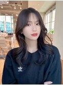 くびれヘア 韓国風 薄めバング 2wayバング フェミニンロング