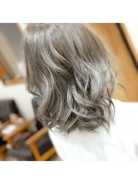 ヘア レイシー(Hair recit) ハイトーンカラー