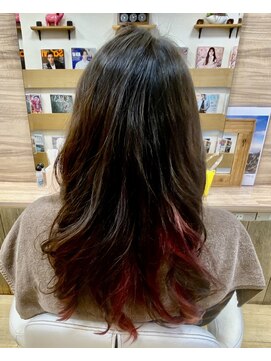 レフア ヘアメイクアンドネイル(lehua +O hairmake&nail) ゆるふわロング×インナーカラー