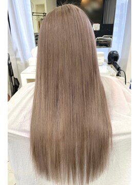 リア 大阪梅田(Ria) ~韓国ヘア ミルクティーカラー~【Ria 大阪 梅田】