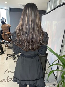 キング 枚方店(K!ng) 【枚方、高槻、梅田】ベージュハイライト