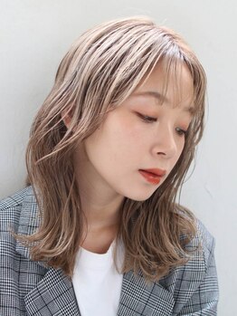 ククナヘアー(Cucuna hair)の写真/薬剤知識を持ったプロが、髪と頭皮をケアしながら、『200種類の色』から明るく自然な髪色をご提案致します