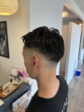 ヘアーウィンクルム(HAIR VINCULUM) メンズ　フェードスタイル