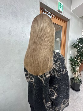 リアン(Lien) ハイトーンミルキーベージュ