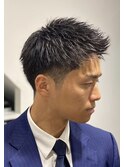 ツーブロックビジネススタイル　アップバング