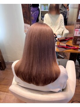 アン(Hair make un) ミルクティー