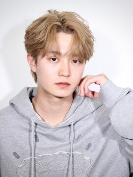 アイトーキョー 名古屋栄(AI TOKYO) フェザーパーマ/韓国マッシュ/センターパート[名古屋駅/栄駅]