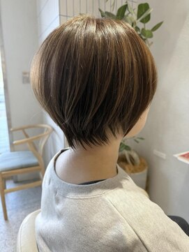 レジット 海老名(Legit) 30,40,50代◎白髪ぼかしハイライト/ショート/前髪あり