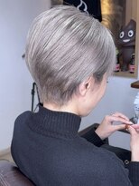 ブレイズヘアー(BLAZEhair) 【脱白髪染め】ホワイトグレージュ×ブリーチ4回