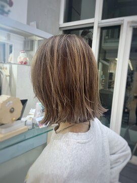 切りっぱなしボブ
