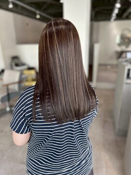 エルピス 大和店(elpis) 白髪に合わせたハイライト