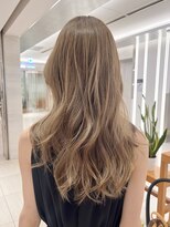 ピークアブー アヴェダ ギンザシックス(PEEK-A-BOO AVEDA GINZASIX)&nbsp;ハイライトカラー　ブリーチ　外国人風カラー　グラデーション◆