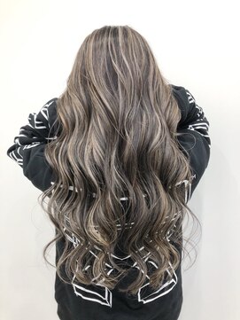 ジゼル(gisele) （稲毛）white highlight