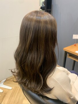 アルター(aL ter) コントラストハイライト×ベージュカラー