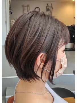 ニコ(nico...) 前下がりショート