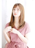 おろし流しバングのナチュラルストレート
