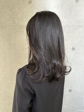 リバレッジ 白金(Leverage) 30代40代50代ミディアムレイヤー【白金・目黒】小滝楓