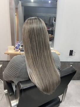 レブ 四条烏丸(Reb,) グレージュ/バレイヤージュ