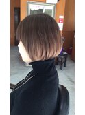ショートから伸ばしかけのボブ