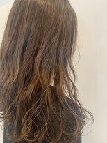 ニナル(Ninal)&nbsp;『 グレージュ ＆ ダメージレスパーマ 』 外国人風 long☆