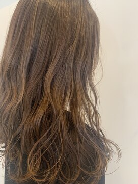 ニナル(Ninal) 『 グレージュ & ダメージレスパーマ 』 外国人風 long☆