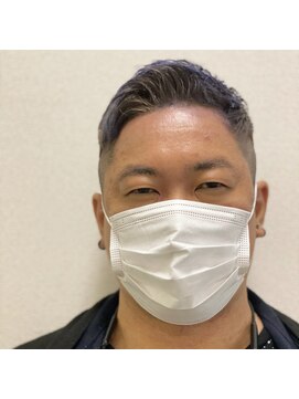 ヒロギンザ 五反田店(HIRO GINZA) シルバカラーフェードスタイル