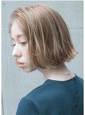 ハイトーンボブ　切りっぱなし