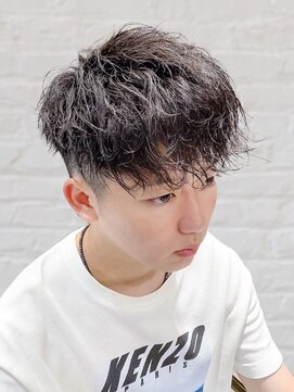 リベルテ 新宿(Liberte) スパイラルショート