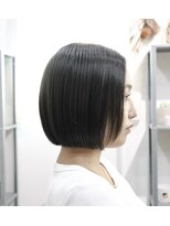 ウィスカーヘアー(whisker hair)&nbsp;ストレートボブ　