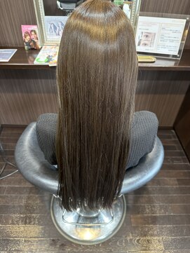 髪の美院 シャルマン ビューティー クリニック(Charmant Beauty Clinic) 透明感グレージュ