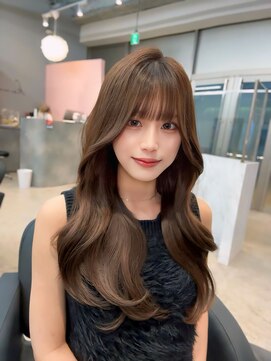 クム(kumu) 【kumu】 ロングレイヤー/顔周りカット/栄/名古屋