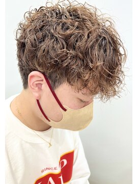 モリオフロムロンドン 松戸店(Morio from London) 【松戸店 アイダ】スペインカールパーマショートメンズパーマ