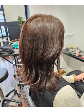 パレータ(PALETA) 外ハネセミディー