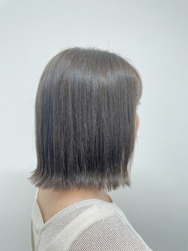 ガレリアエレガンテ 名駅店(GALLARIA Elegante) アッシュグレー