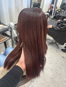 クレット(CLETO) 微個性、チェリーレッド　by稲川弥生