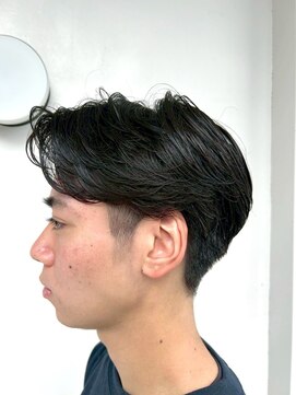 ギネス(Giness) ブルーブラック爽やかツーブロック