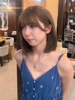 オヴィ(Ovi)&nbsp;透明感たっぷりグレージュ