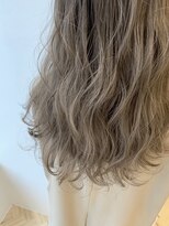 ジーナ 博多(Zina)&nbsp;【Zina博多】イメチェン毛先パーマ耳かけ×フォギーベージュ