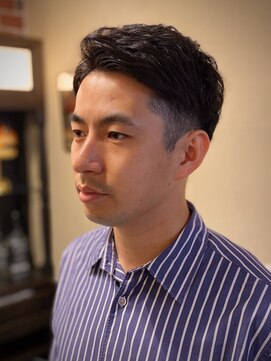 バレス 田町(BALES) [スキンフェード/ツイストスパイラル/田町]