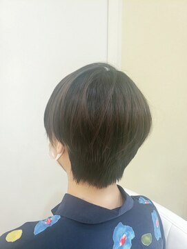 アローズ ステラプレイス店(HELLO'S) 暗髪ショート×イヤリングカラー