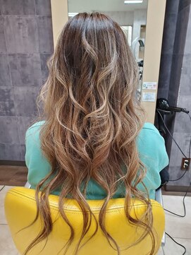 レッドカーペット(Red Carpet) 【Color】バレイヤージュ×ベージュカラー