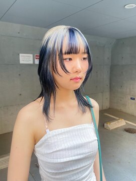 レコ 渋谷(LECO) ルーツカラーのデザインウルフ